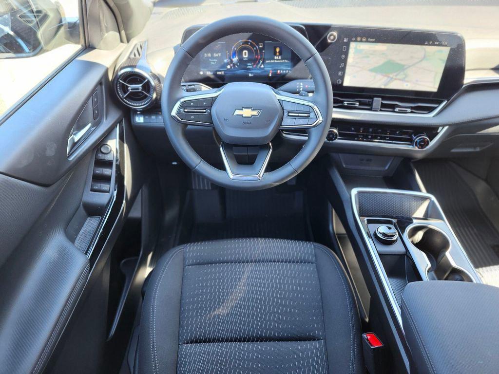new 2026 Chevrolet Equinox car, priced at $31,649