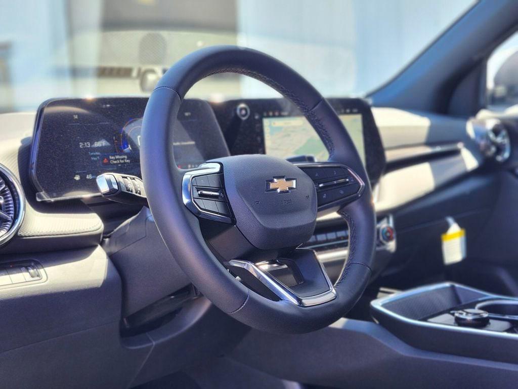 new 2026 Chevrolet Equinox car, priced at $31,649