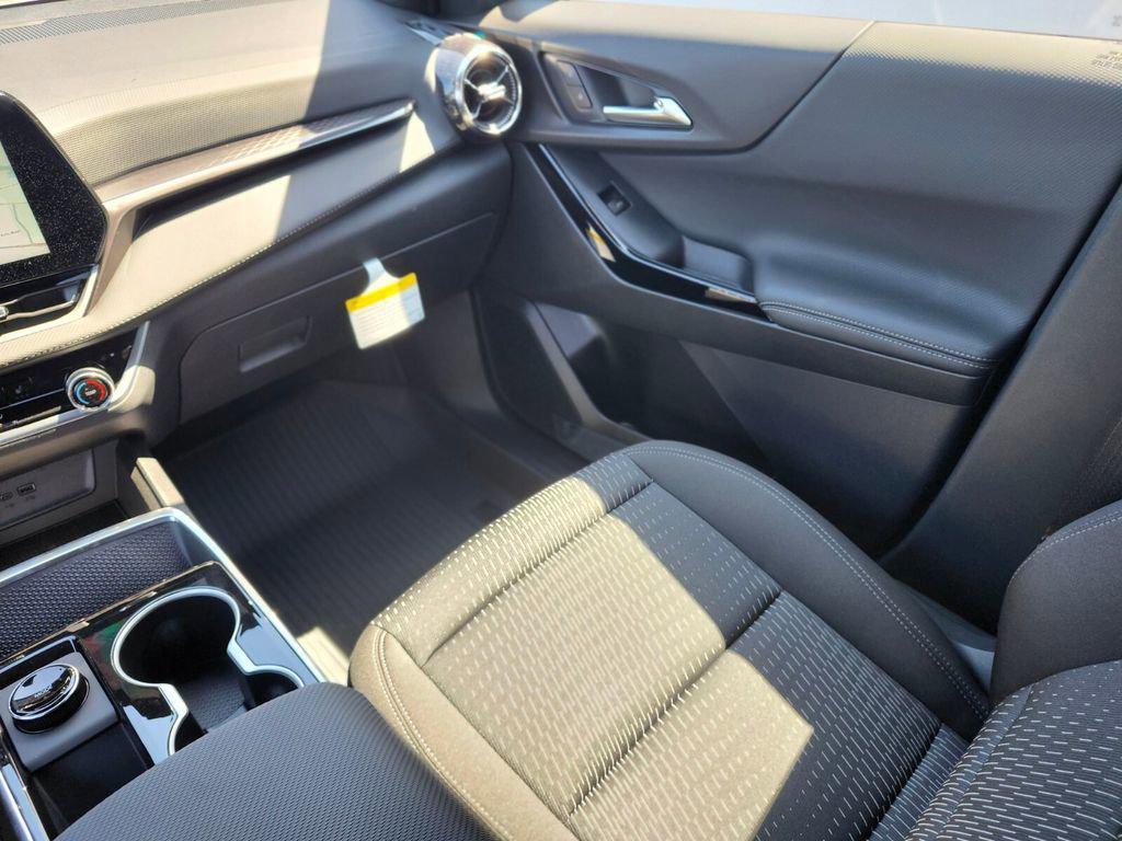 new 2026 Chevrolet Equinox car, priced at $31,649