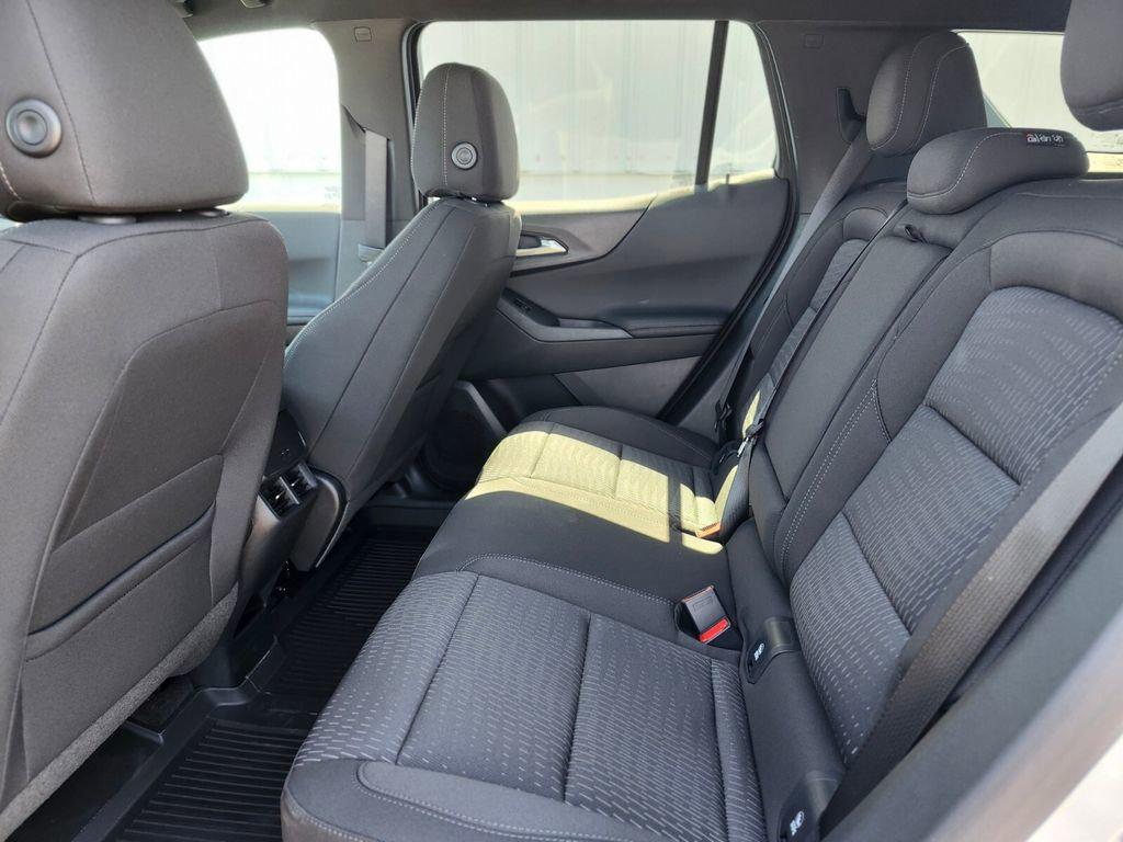 new 2026 Chevrolet Equinox car, priced at $31,649