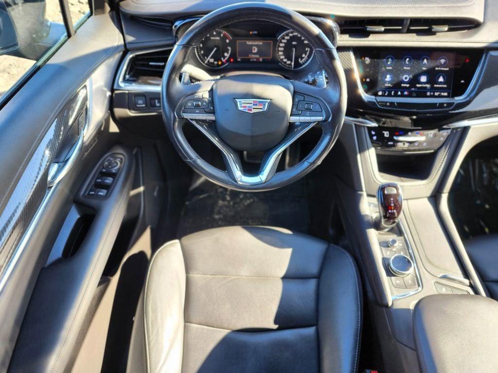 used 2024 Cadillac XT6 car, priced at $46,583