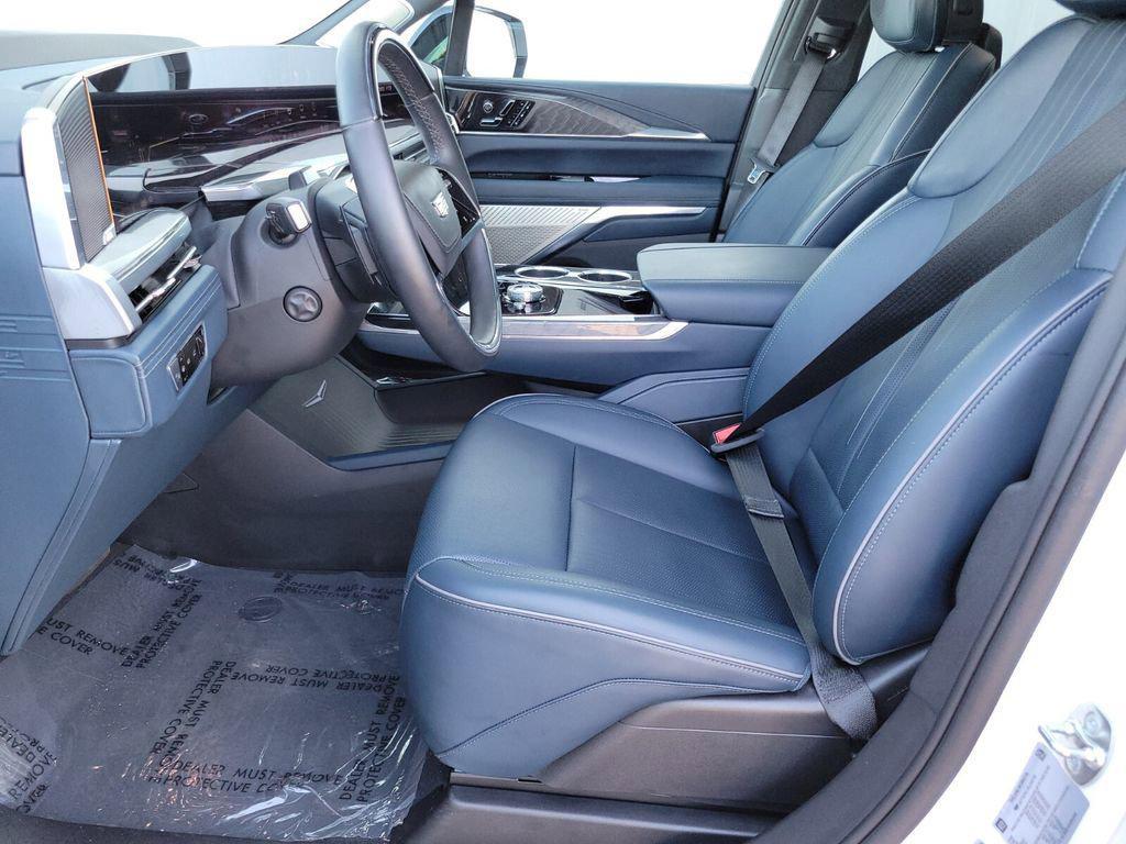 used 2025 Cadillac Escalade IQ car, priced at $115,583