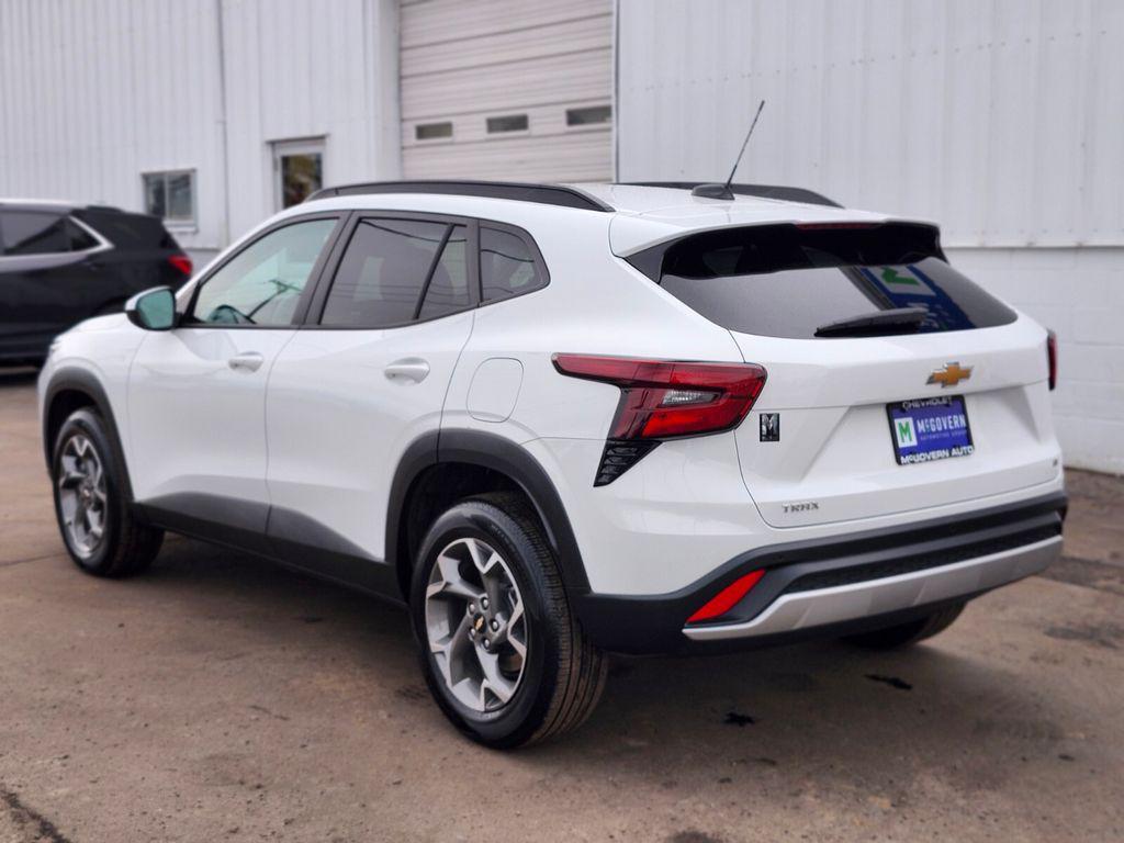 used 2025 Chevrolet Trax car, priced at $22,888
