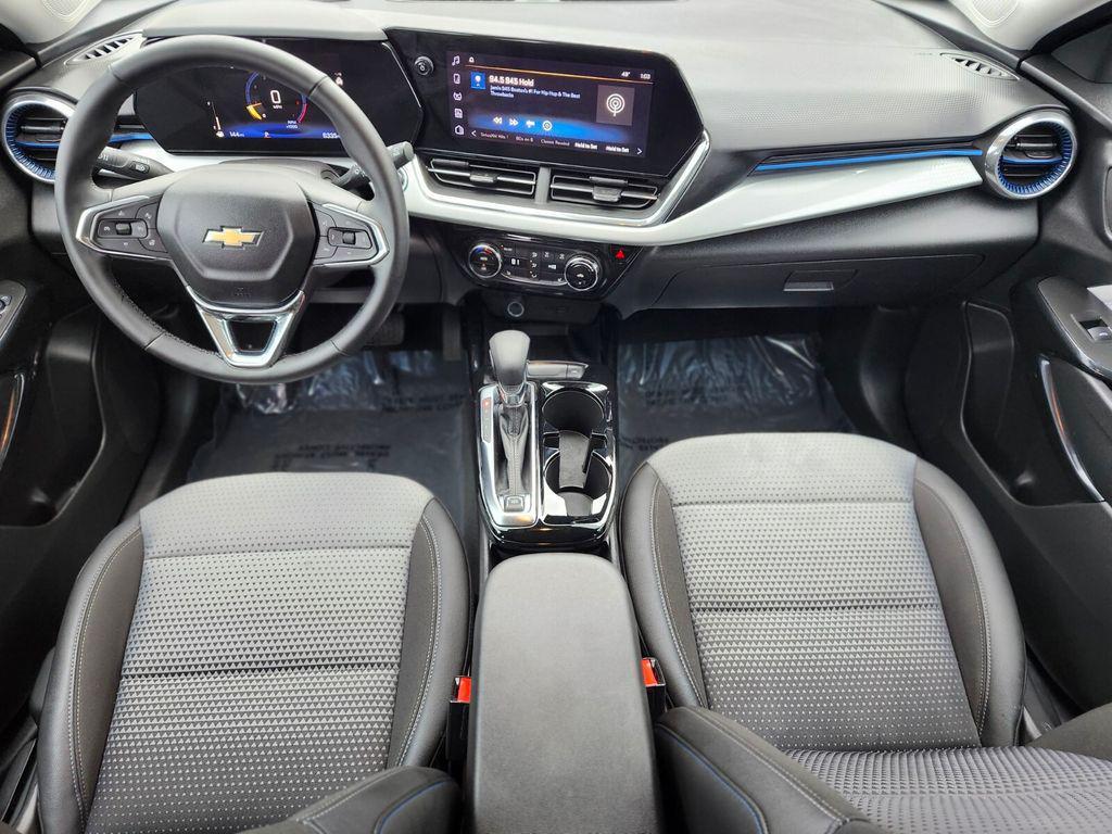 used 2025 Chevrolet Trax car, priced at $22,888