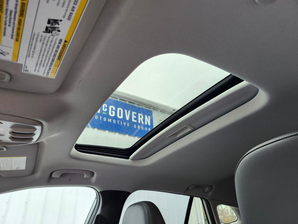 used 2025 Chevrolet Trax car, priced at $22,888