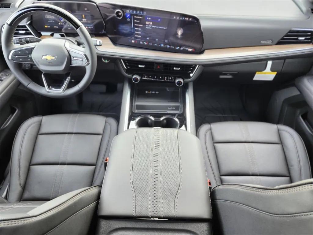 new 2026 Chevrolet Suburban car, priced at $100,095