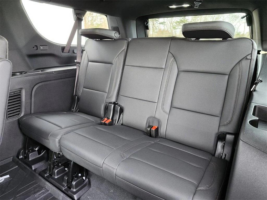 new 2026 Chevrolet Suburban car, priced at $100,095