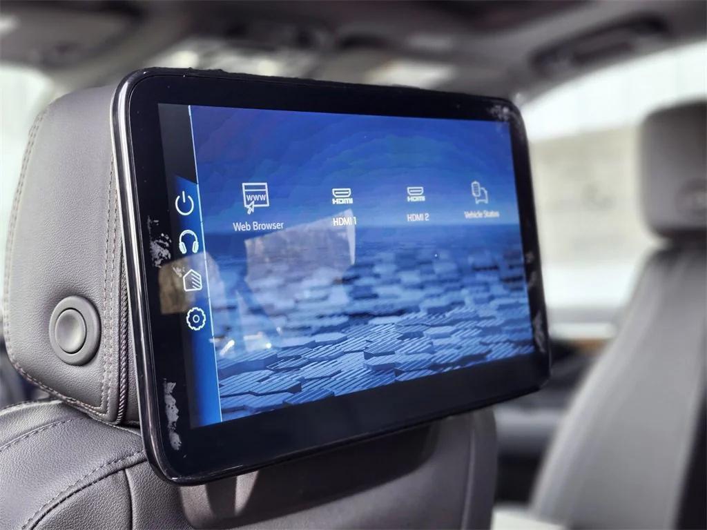 new 2026 Chevrolet Suburban car, priced at $100,095