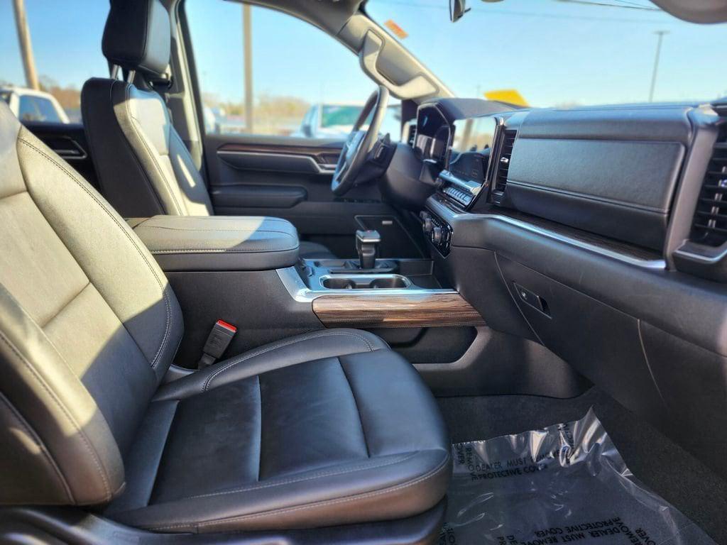 used 2025 Chevrolet Silverado 1500 car, priced at $53,183