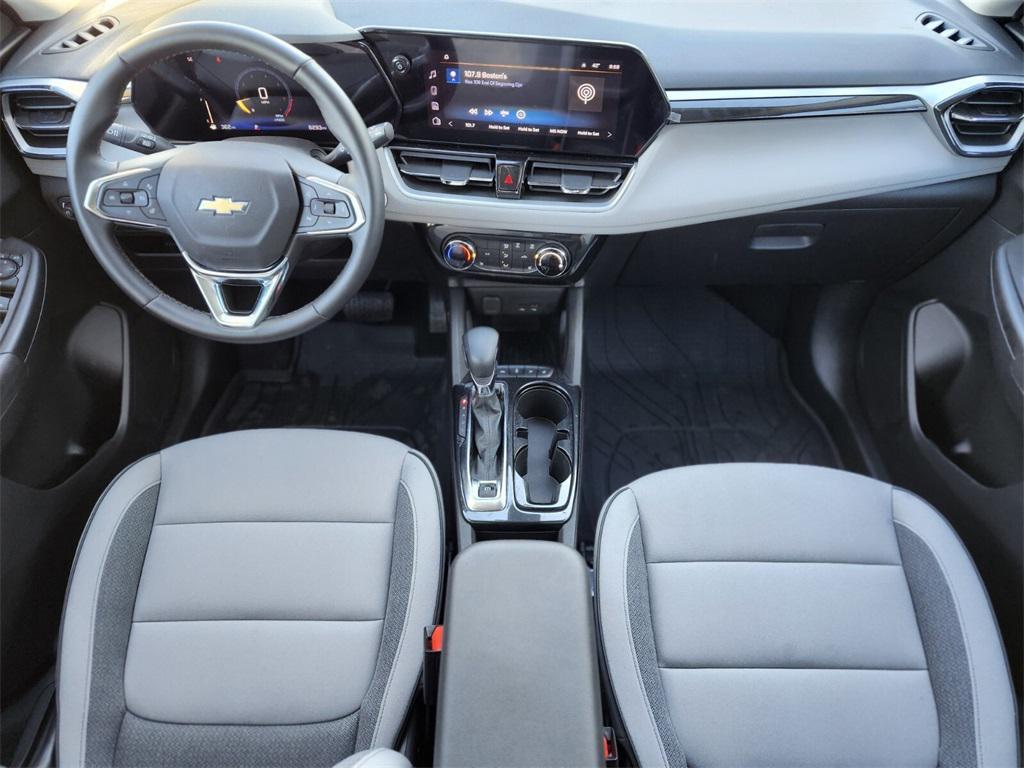 used 2025 Chevrolet TrailBlazer car, priced at $20,988