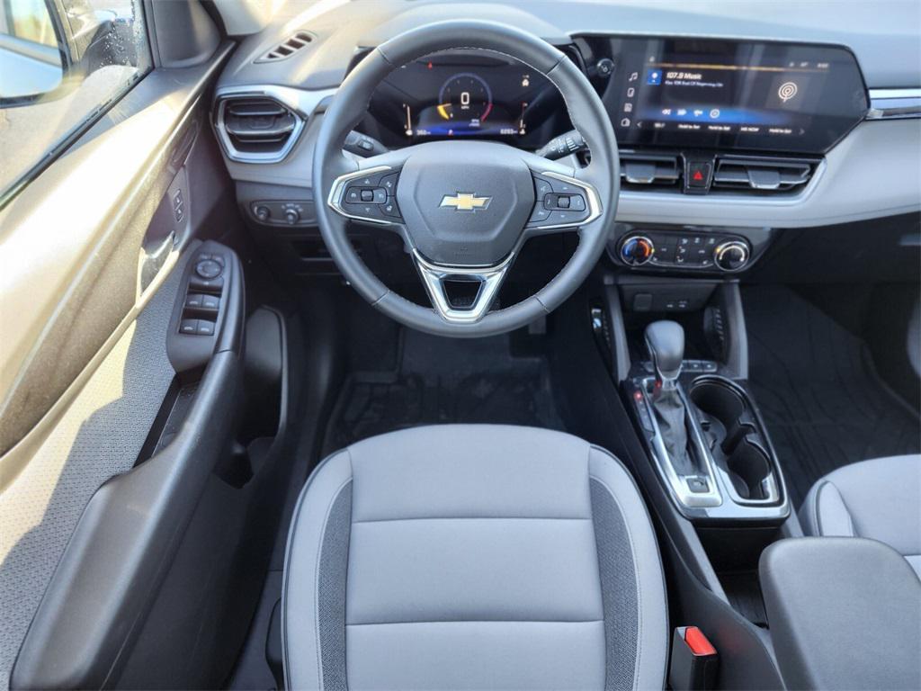 used 2025 Chevrolet TrailBlazer car, priced at $20,988