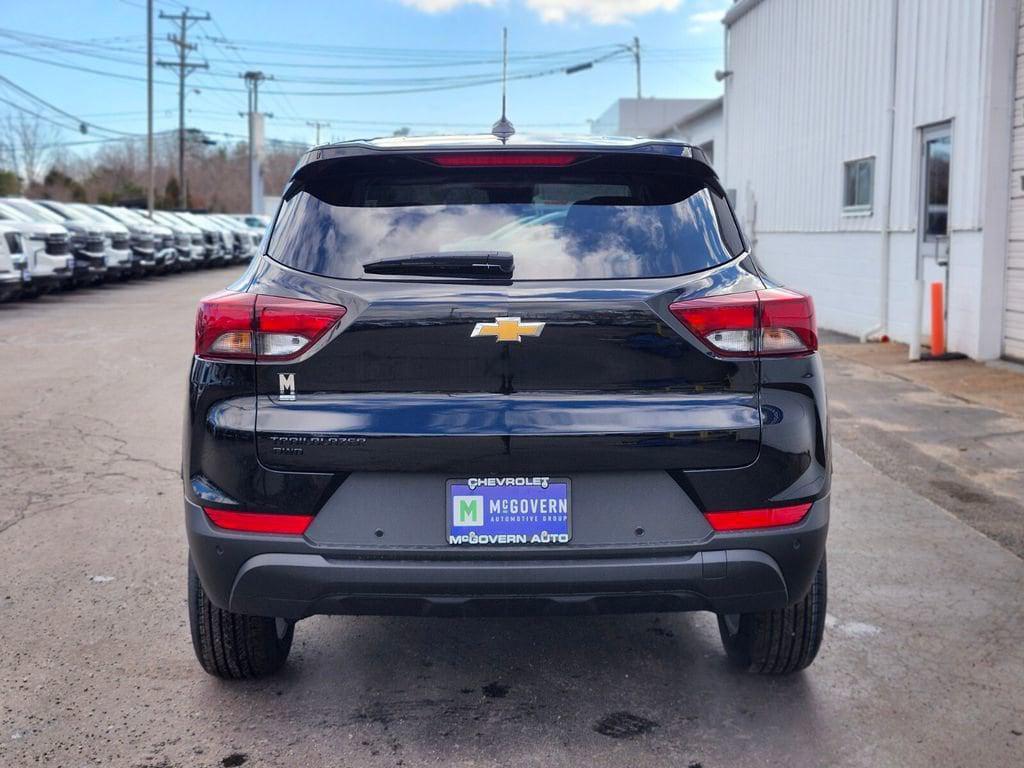 new 2026 Chevrolet TrailBlazer car, priced at $27,020