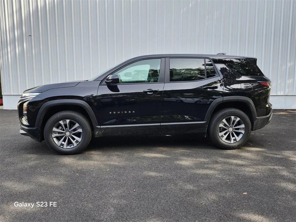 new 2026 Chevrolet Equinox car, priced at $32,155