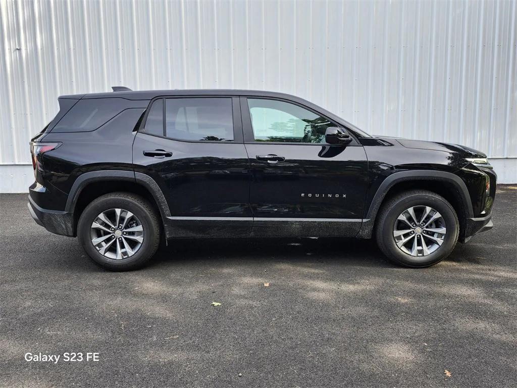 new 2026 Chevrolet Equinox car, priced at $32,155