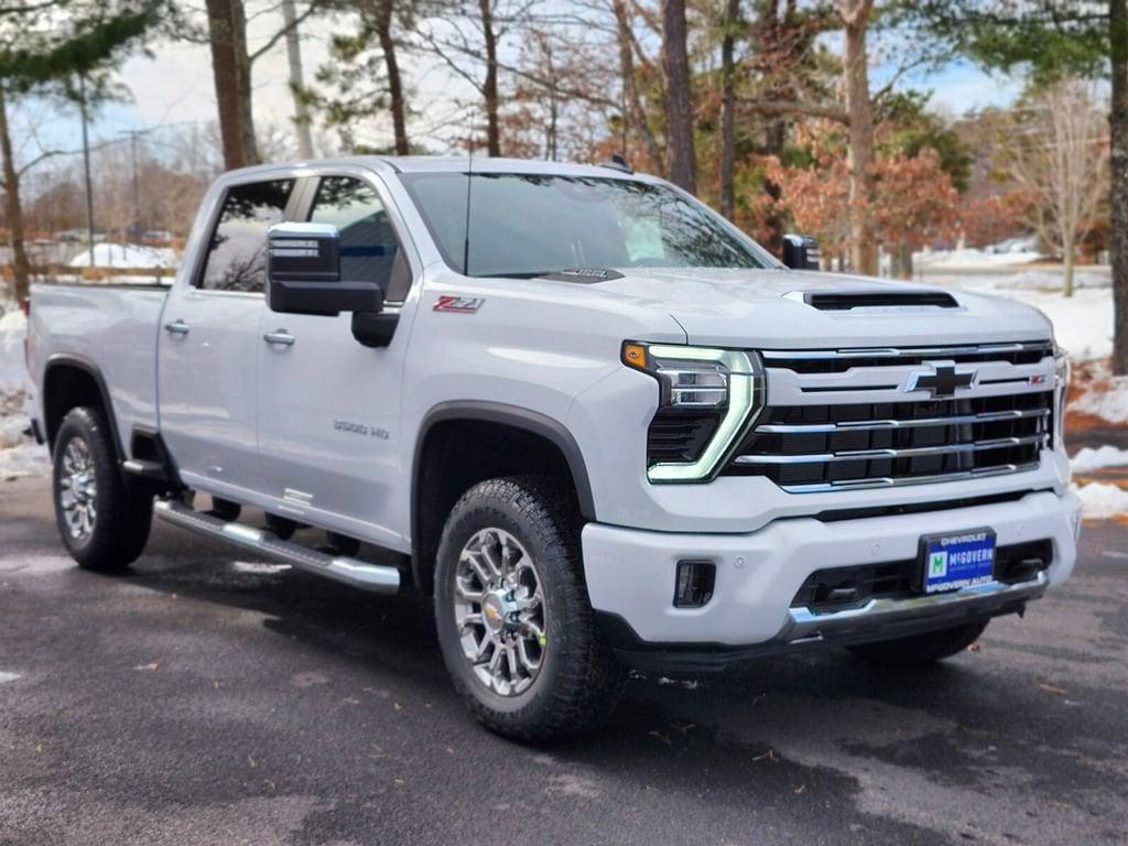 new 2026 Chevrolet Silverado 3500 car, priced at $65,400