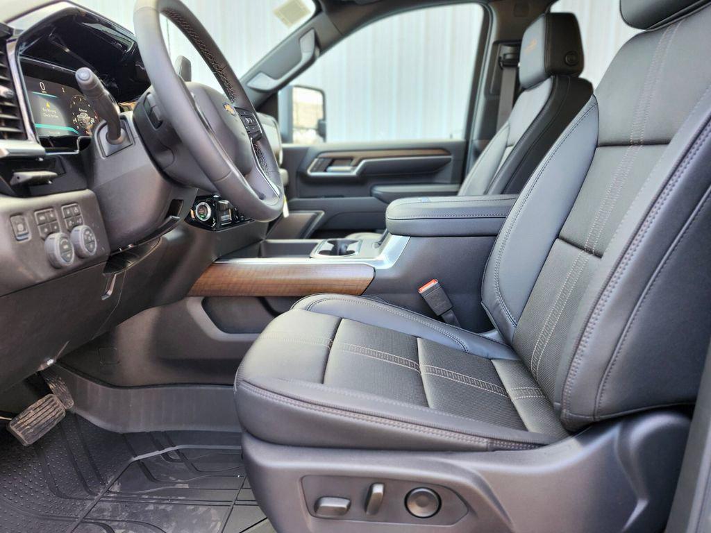 new 2026 Chevrolet Silverado 3500 car, priced at $87,769