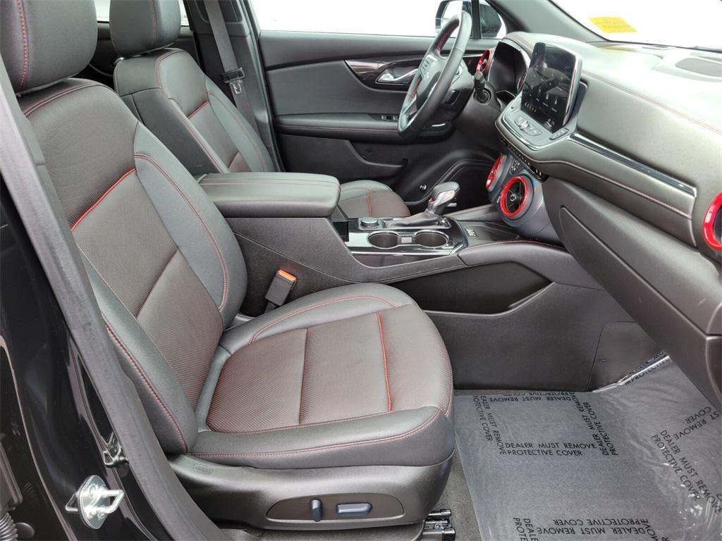 used 2024 Chevrolet Blazer car, priced at $32,288