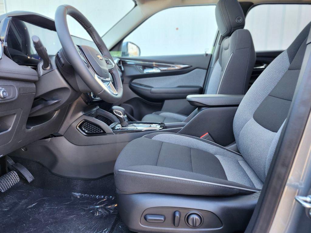 new 2026 Chevrolet TrailBlazer car, priced at $28,895