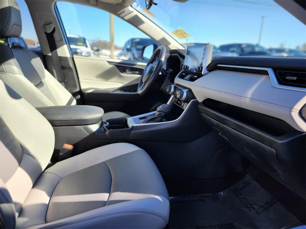 used 2019 Toyota RAV4 car, priced at $25,988