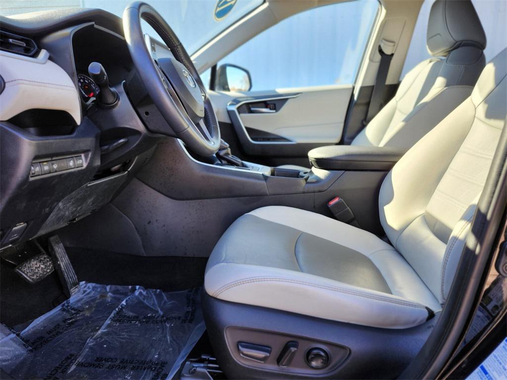 used 2019 Toyota RAV4 car, priced at $25,988