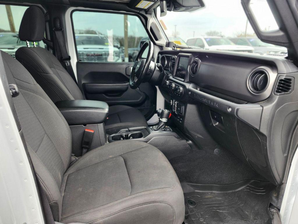 used 2022 Jeep Wrangler Unlimited car, priced at $38,158