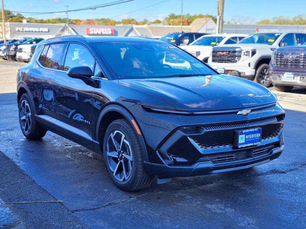 new 2026 Chevrolet Equinox EV car, priced at $33,100