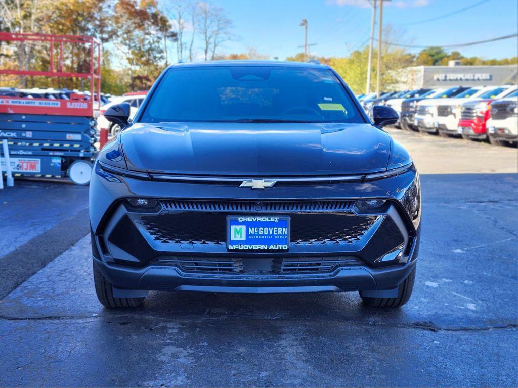 new 2026 Chevrolet Equinox EV car, priced at $33,100