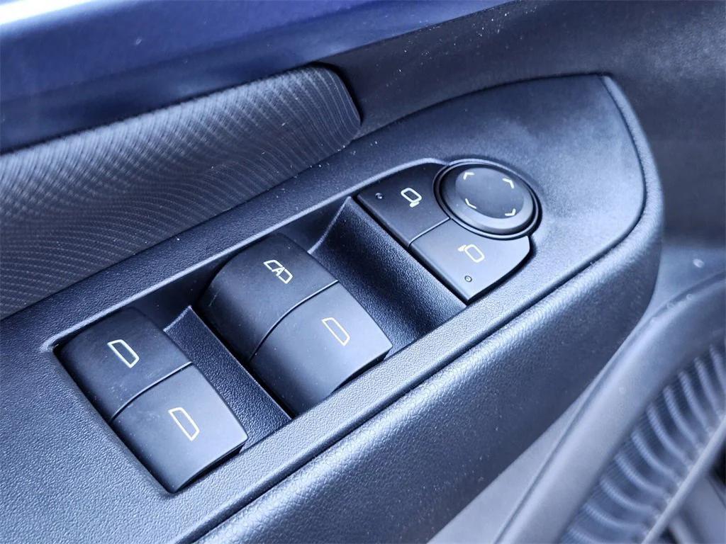 new 2026 Chevrolet Equinox EV car