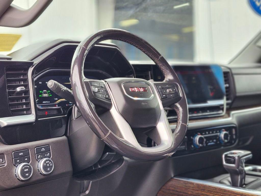 used 2022 GMC Sierra 1500 car, priced at $44,983