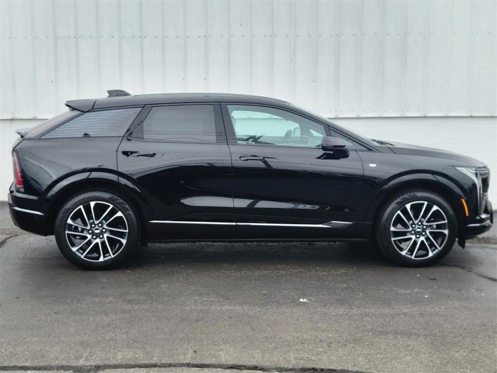 used 2025 Cadillac OPTIQ car, priced at $40,500