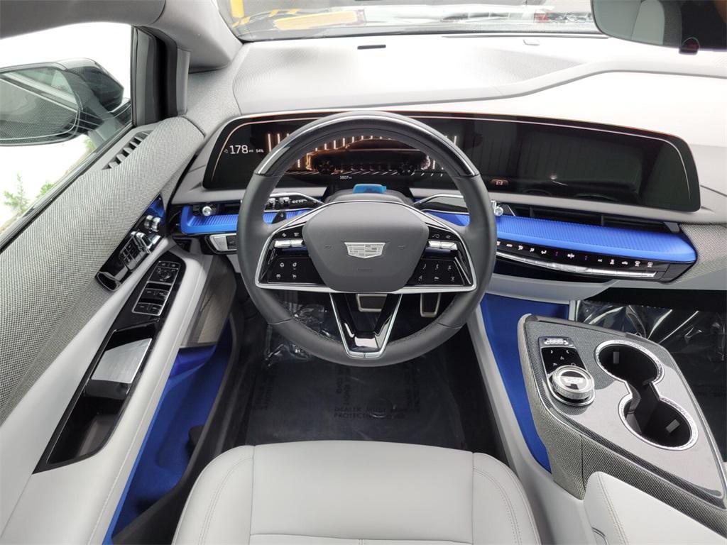 used 2025 Cadillac OPTIQ car, priced at $40,500