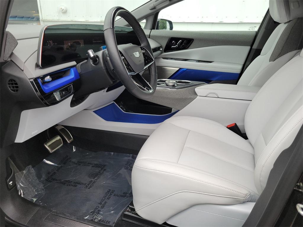 used 2025 Cadillac OPTIQ car, priced at $40,500