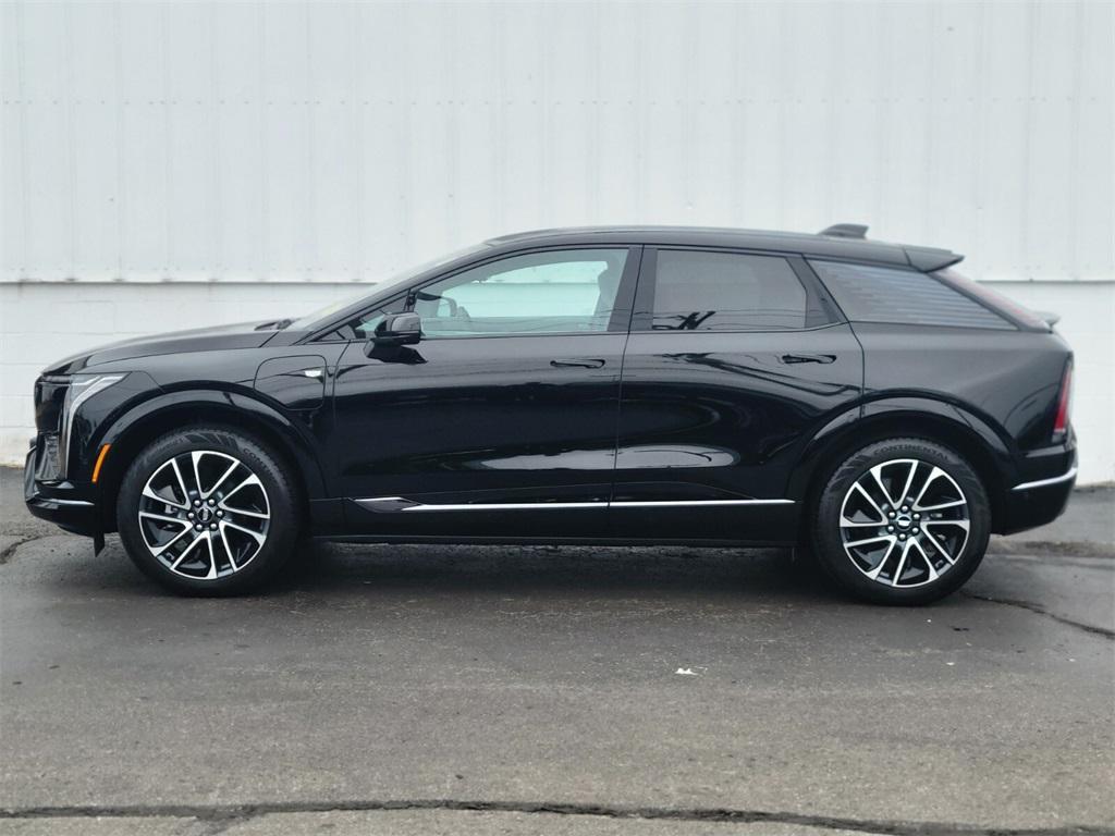 used 2025 Cadillac OPTIQ car, priced at $40,500