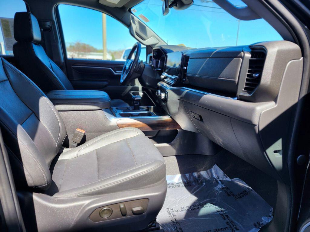 used 2023 GMC Sierra 1500 car, priced at $46,583