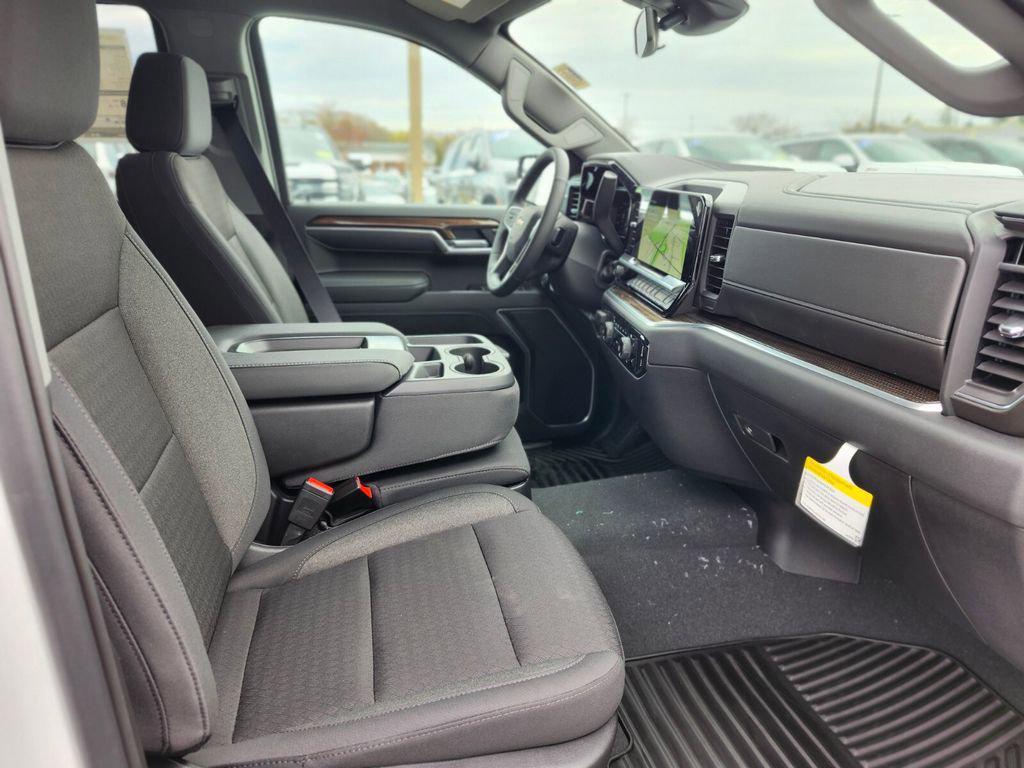 new 2026 Chevrolet Silverado 1500 car, priced at $42,789
