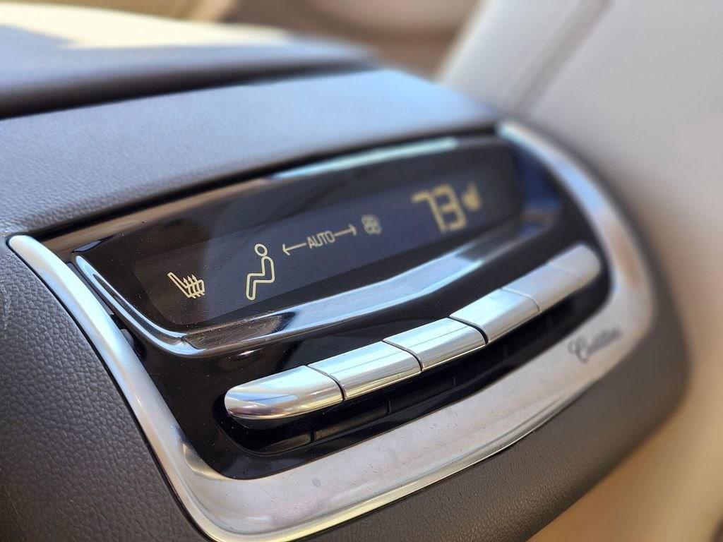 used 2024 Cadillac XT6 car, priced at $42,383