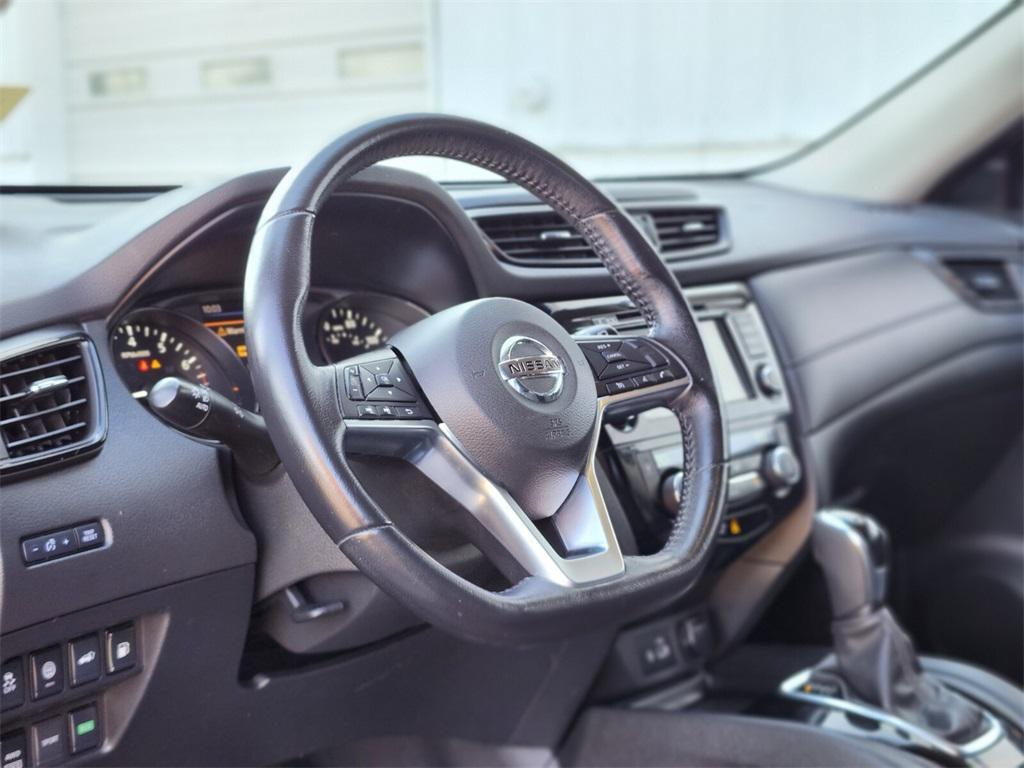 used 2019 Nissan Rogue car, priced at $13,188