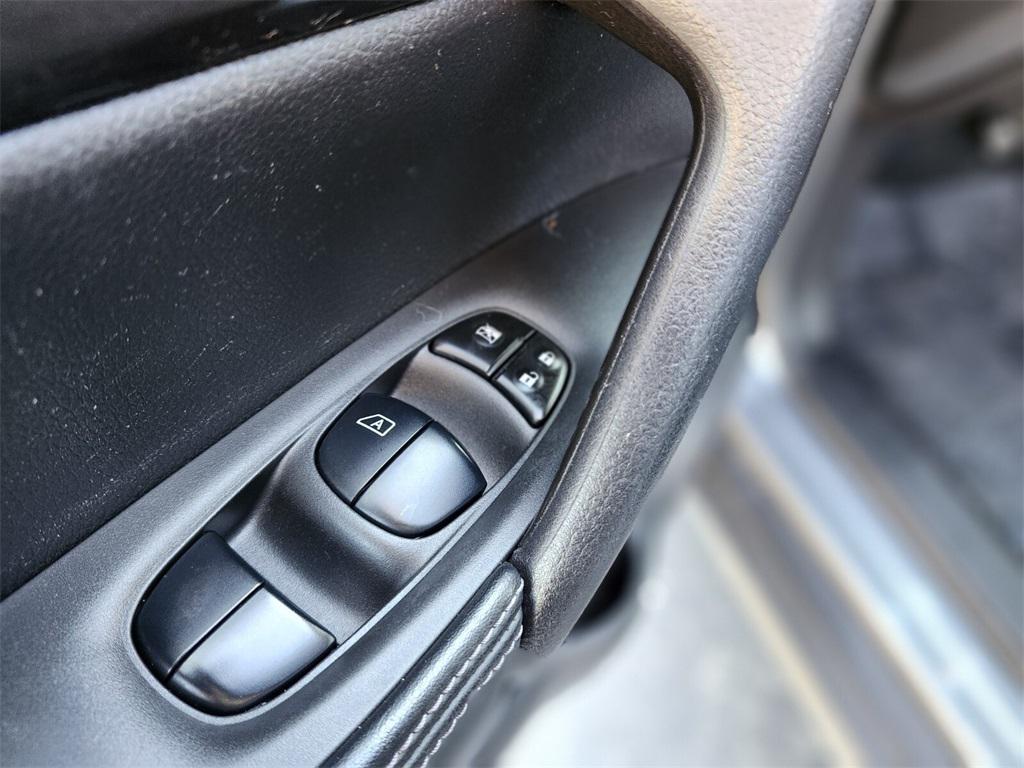 used 2019 Nissan Rogue car, priced at $13,188