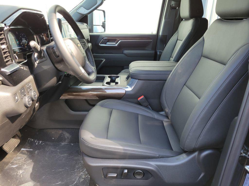 new 2025 Chevrolet Silverado 3500 car, priced at $68,835