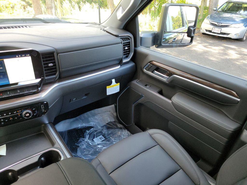 new 2025 Chevrolet Silverado 3500 car, priced at $68,835