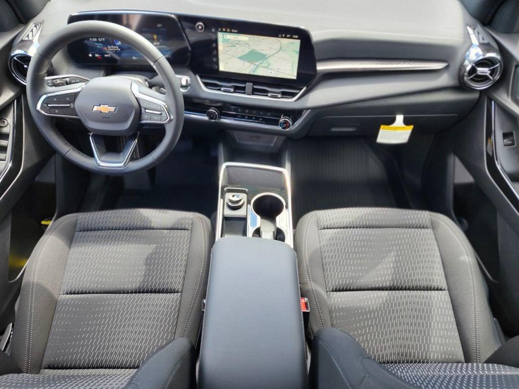 new 2026 Chevrolet Equinox car, priced at $30,704