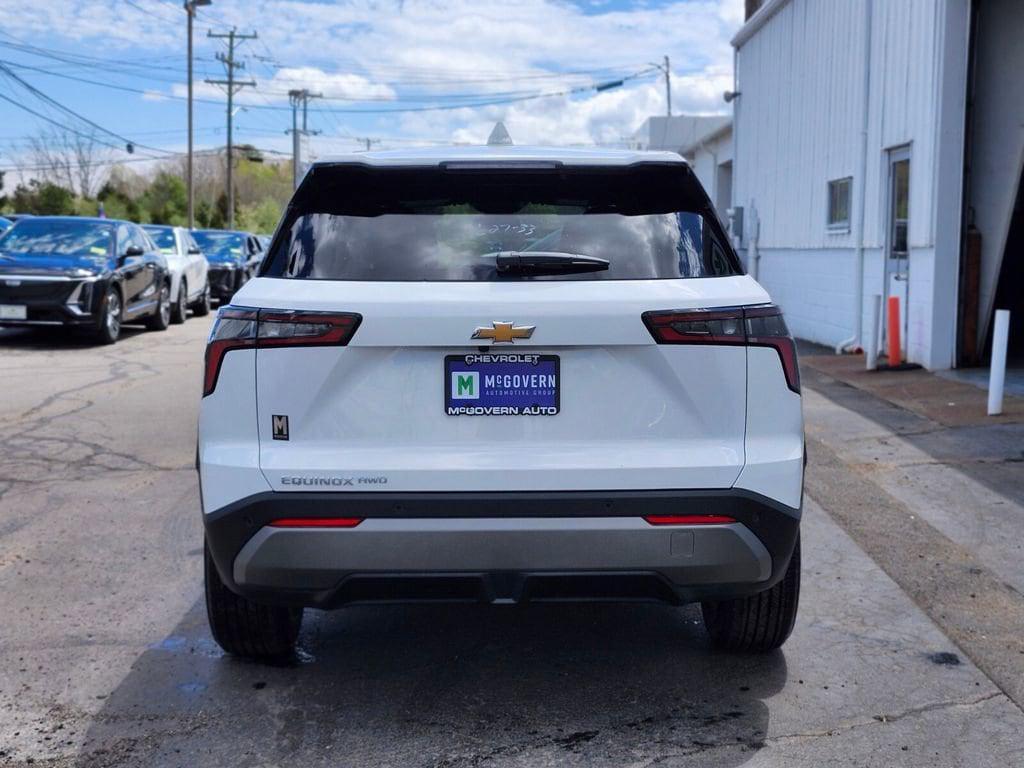 new 2026 Chevrolet Equinox car, priced at $30,704