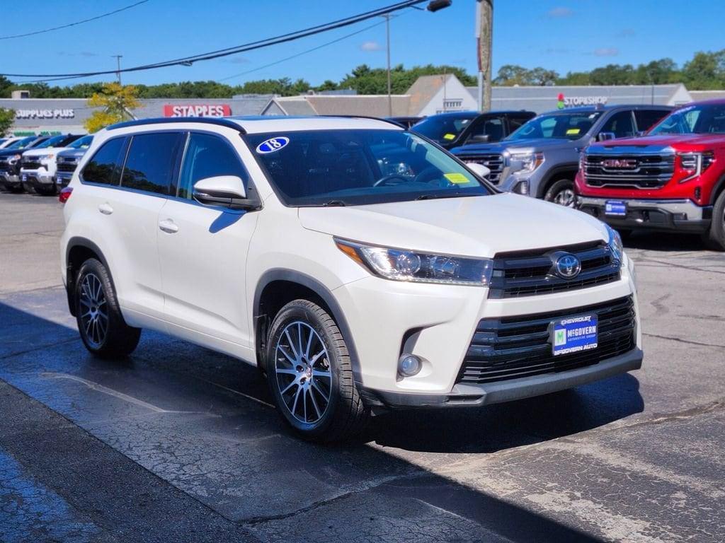 used 2018 Toyota Highlander car, priced at $21,953