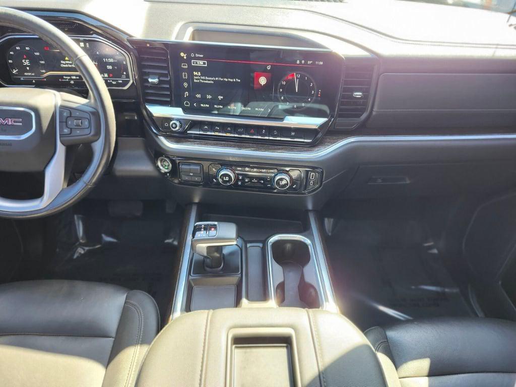 used 2022 GMC Sierra 1500 car, priced at $44,183