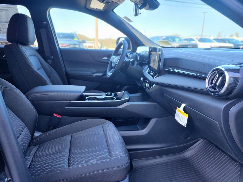 new 2026 Chevrolet Equinox car, priced at $30,704