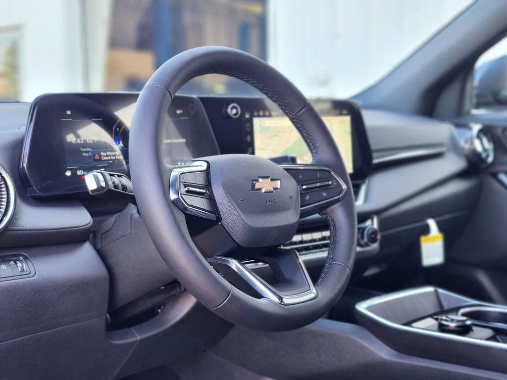 new 2026 Chevrolet Equinox car, priced at $30,704