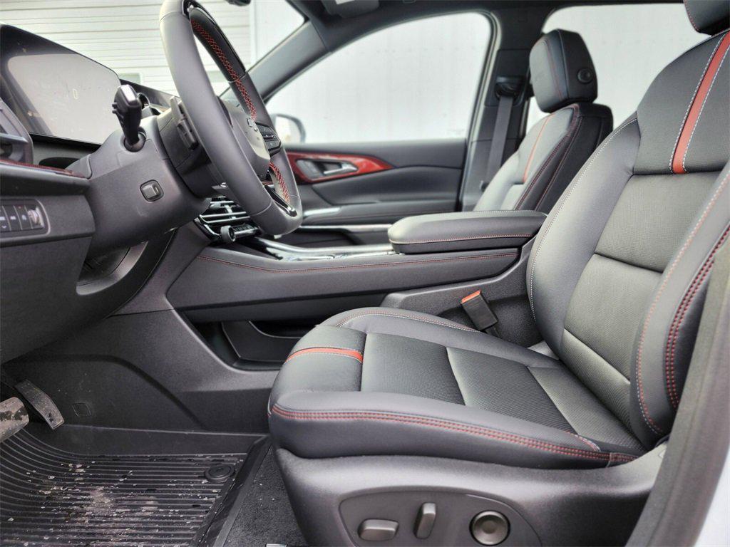 new 2026 Chevrolet Traverse car, priced at $61,684