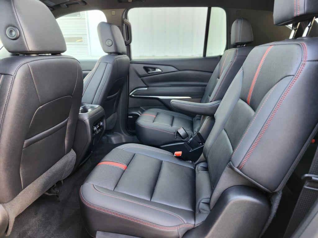 used 2024 Chevrolet Traverse car, priced at $49,688