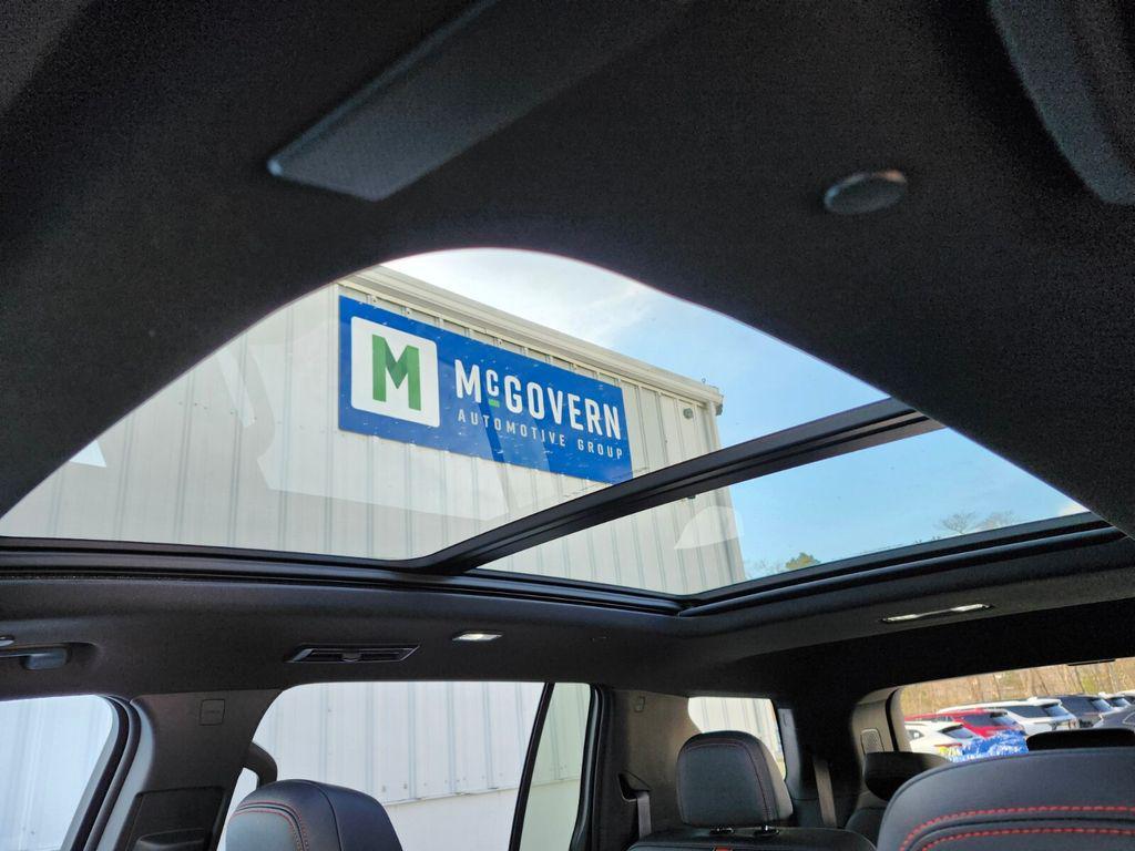 used 2024 Chevrolet Traverse car, priced at $49,688