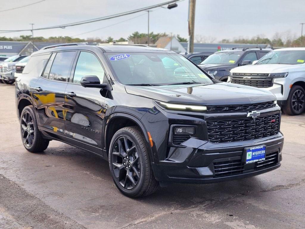 used 2024 Chevrolet Traverse car, priced at $48,183